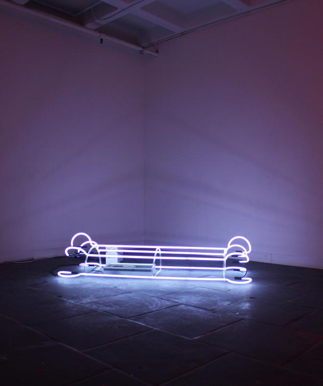 neon light bar on the floor with round bezels, 